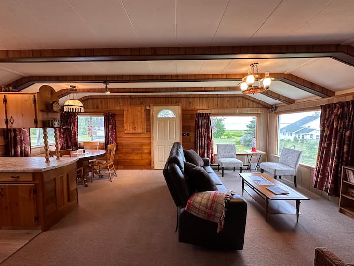 Ocean View Cottage In Ns - Prince Edward Island