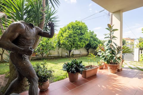 Luxury Villa: mare - private parking/pet friendly