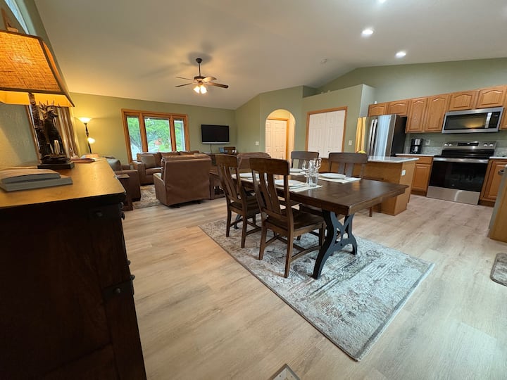 Relaxing Retreat Near Black Hills Attractions - Rapid City, SD