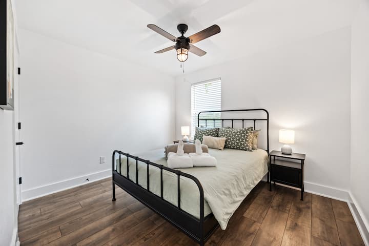 Chumba aina ya Queen