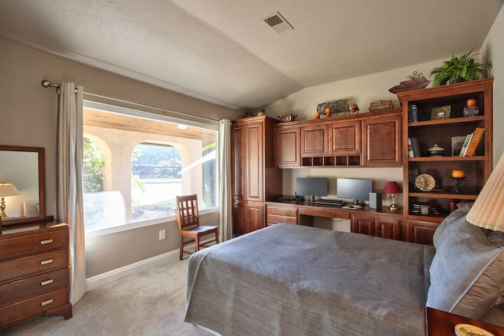 საძინებელი 4