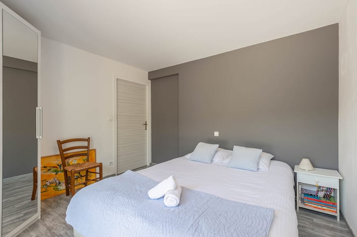 غرفة النوم 2