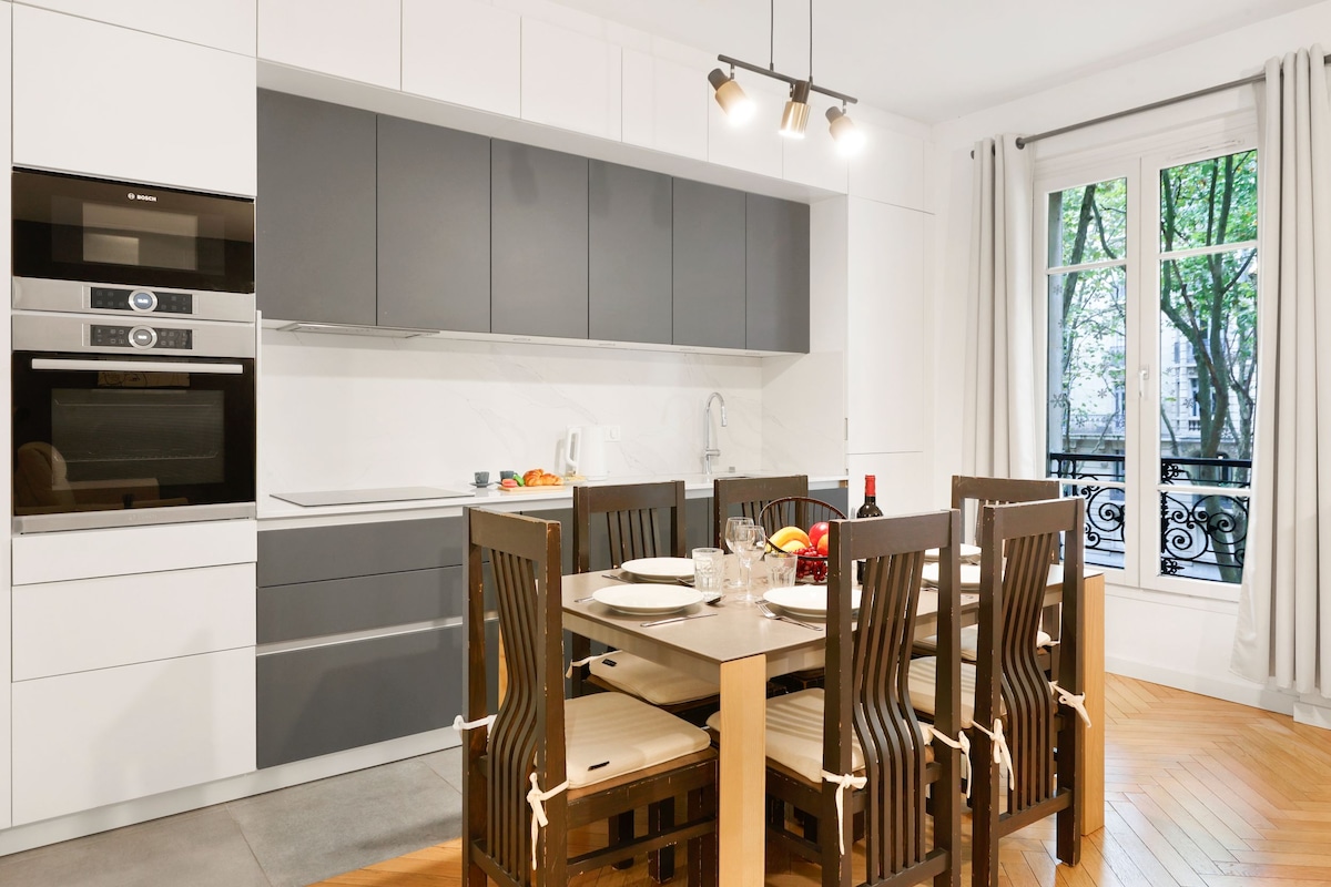 Suite Suffren — Chambre principale