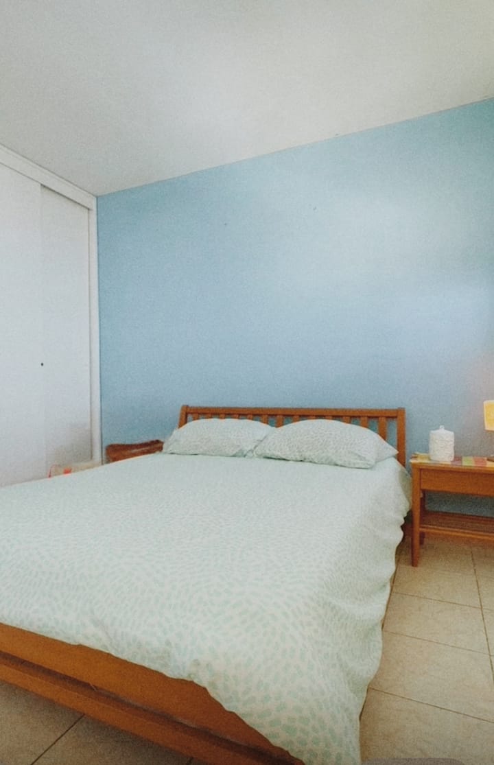 საძინებელი 1