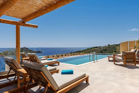 Armoi Villa - Amazing sea view and private pool