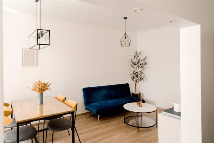 Maison Cosy Avec Terrasse & Cœur De Ville - ibis budget Rueil Malmaison