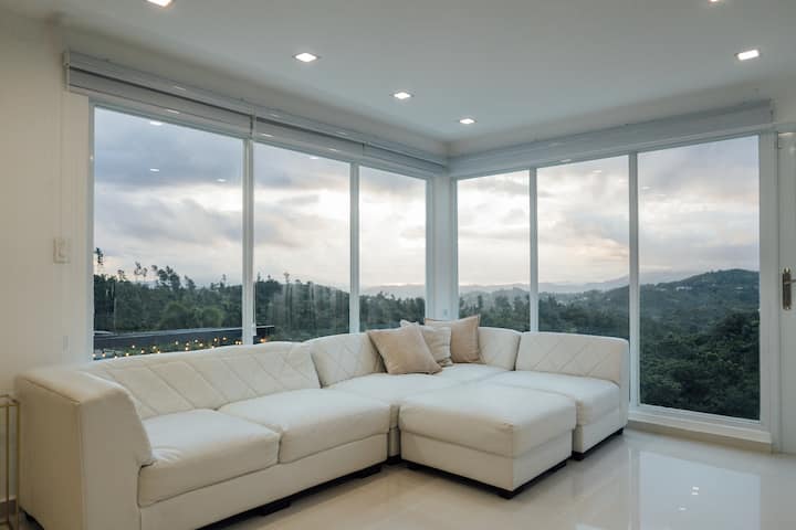 Vista Encanto House | Luxury Mountainview Retreat - Caguas