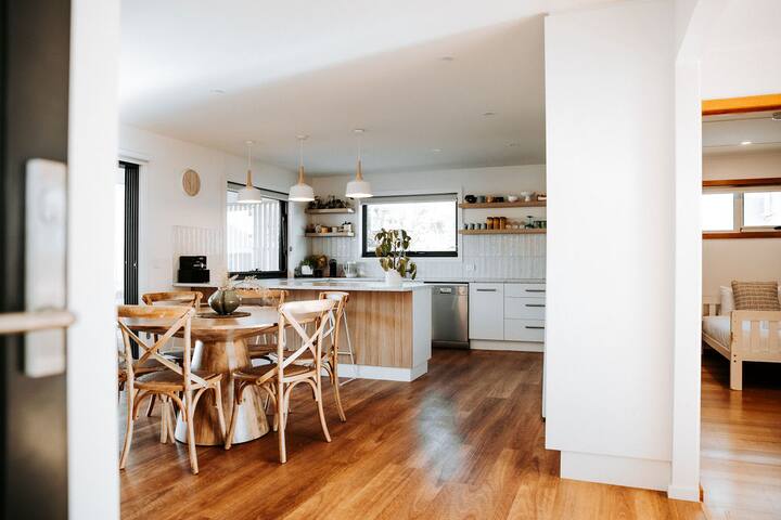 Bichenobae gallery image 2