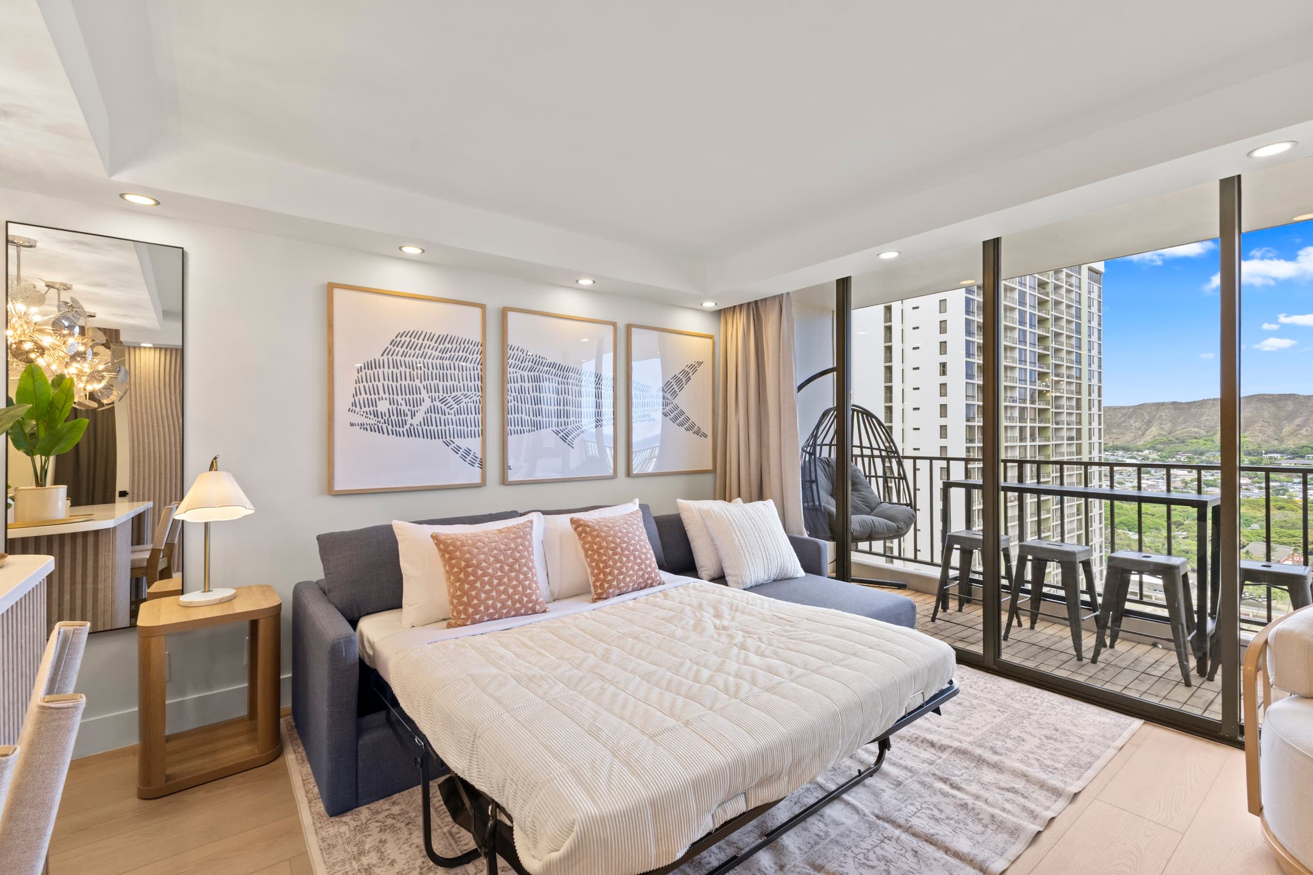 27F-Diamond Head & Ocean-View 1BR Condo w/Parking - Image 3