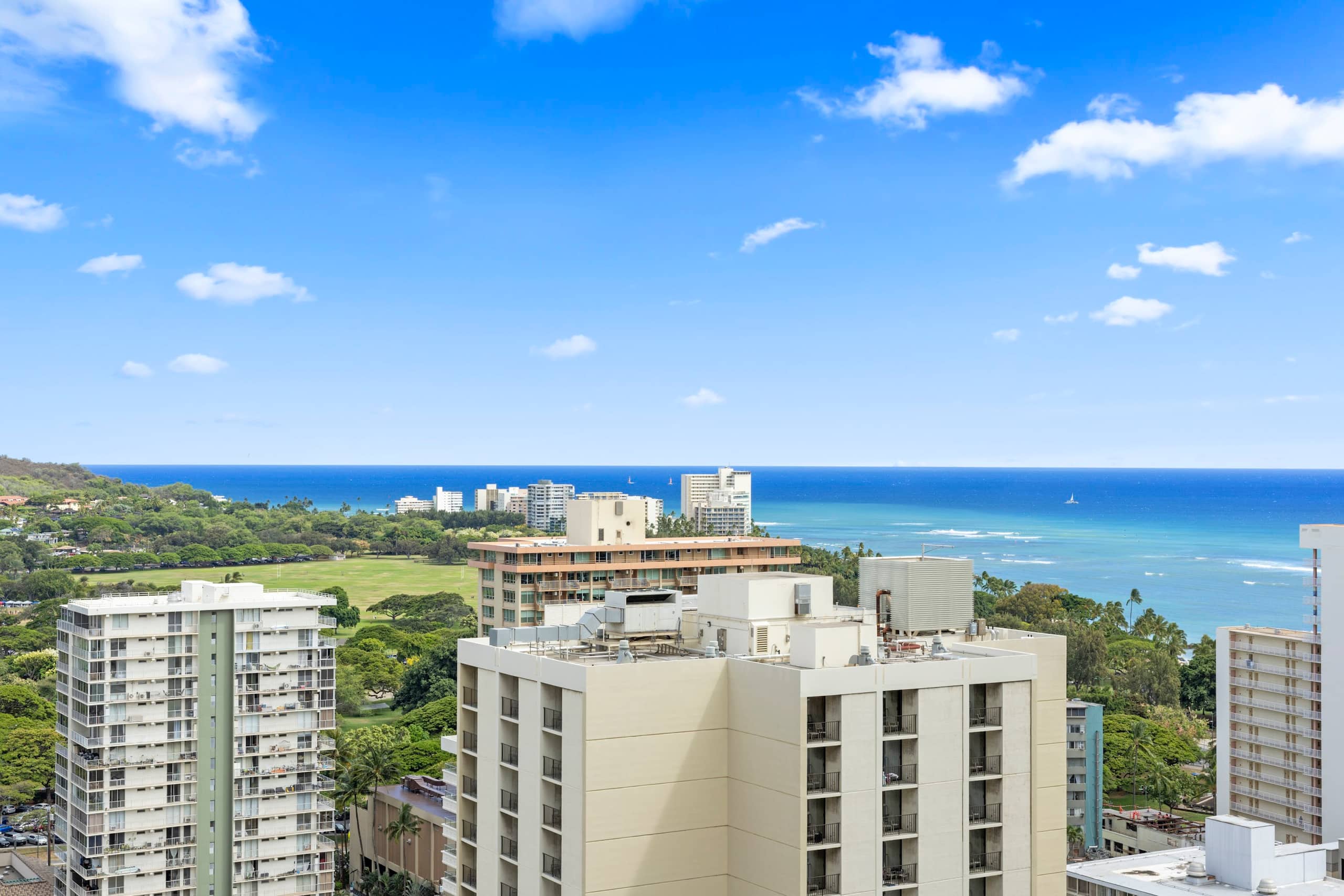 27F-Diamond Head & Ocean-View 1BR Condo w/Parking - Image 41