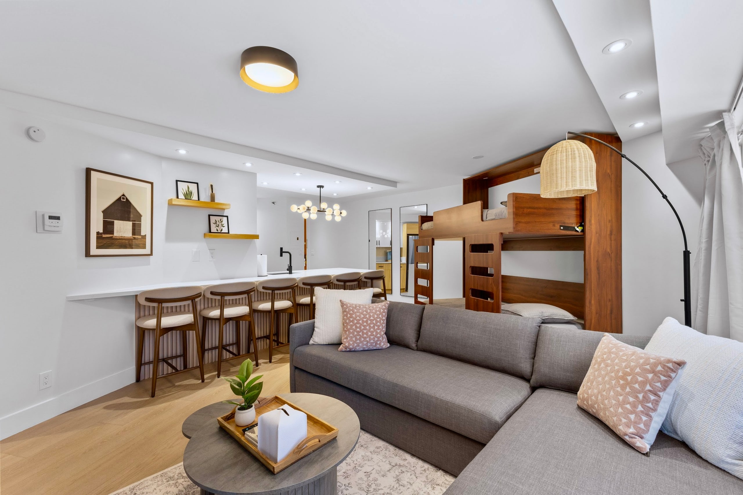 22FL-Financial District-Harbor View-1BR w/Parking - Image 1