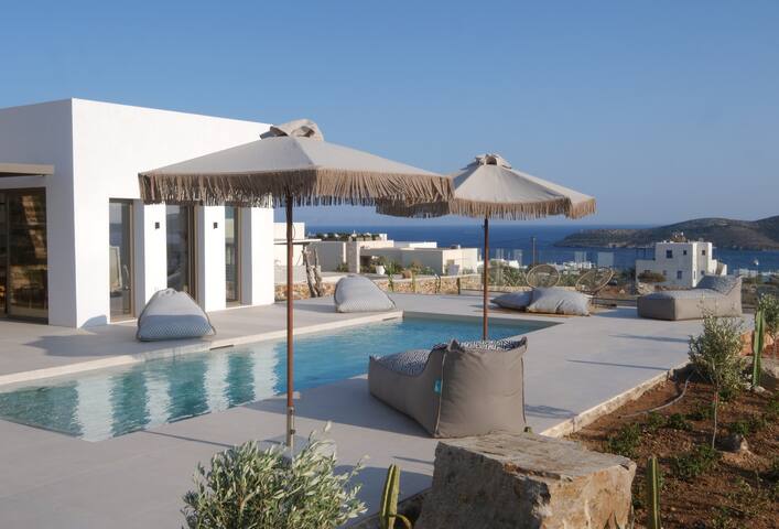 Villa Dilion – Luxury Villa in Antiparos gallery image 2