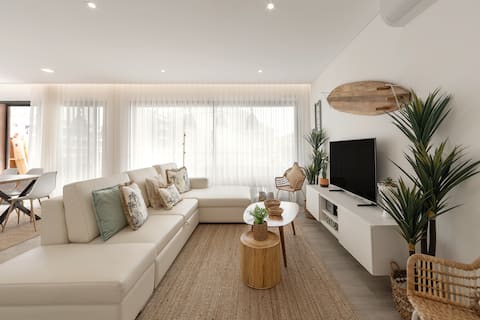 Consolation Surf & Pool Terrace