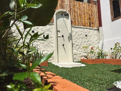 Bakamuna Villa | Private 4BR Stay near Hiriketiya