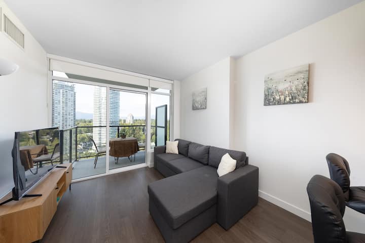 Luxury Condo | 1br Condo & Gym + City Views - New Westminster