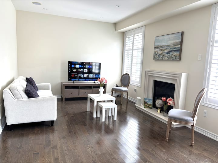 Platinum Premium Stays - Ontario