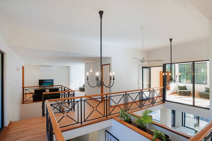 Private Oasis – Lighthouse Beach gallery image 5