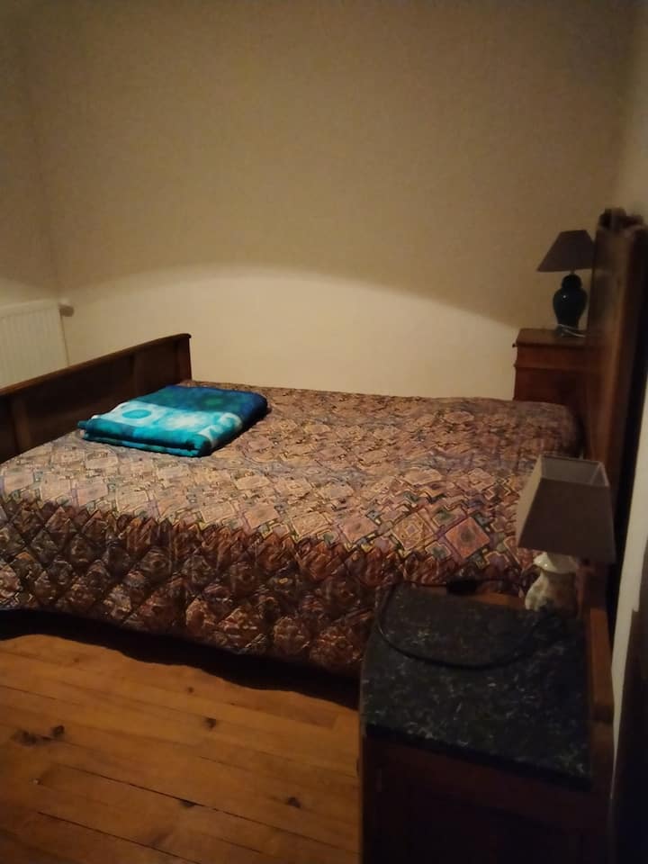 غرفة النوم 1