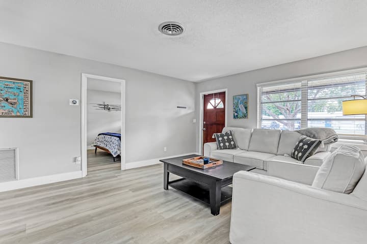 3br House - Heated Pool - Close To Downtown/beach - West Palm Beach, FL