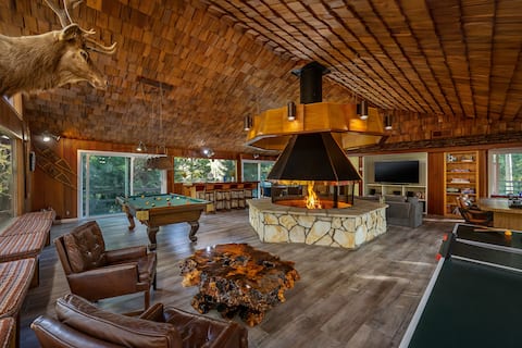 Camp Nelson Chalet | Game Room | Spacious |Hot Tub