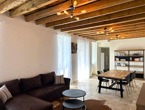 Family stay 2 minutes from the Parc des Combes.