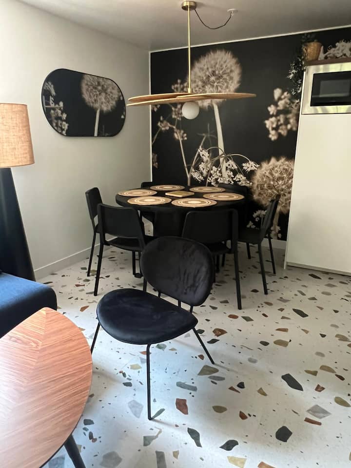 Jolie Petite Maison Avec Balnéothérapie - Saône-et-Loire