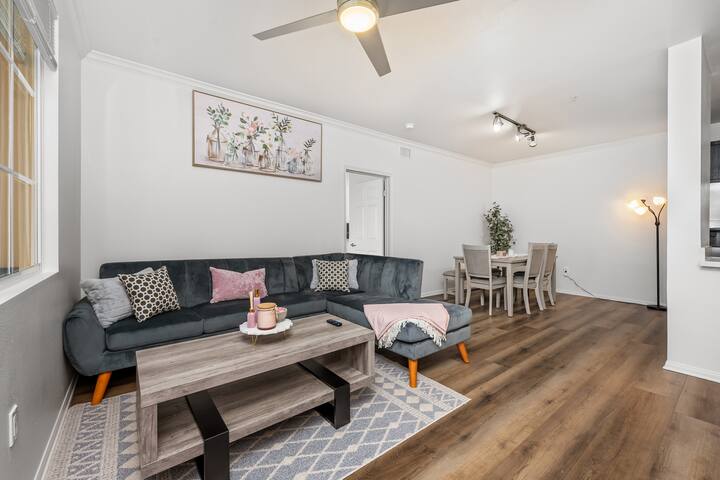 Cozy Living | Luxurious 2BR + Den in MDR