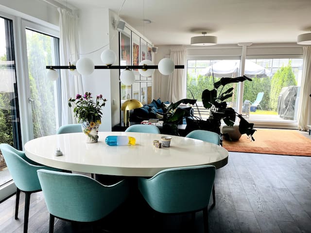 Stylish house in Munich with Garden gallery image 2