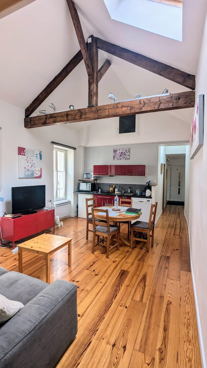 Gîte + Extérieur Dans Cour Privée Très Bien Placé - Coulommiers