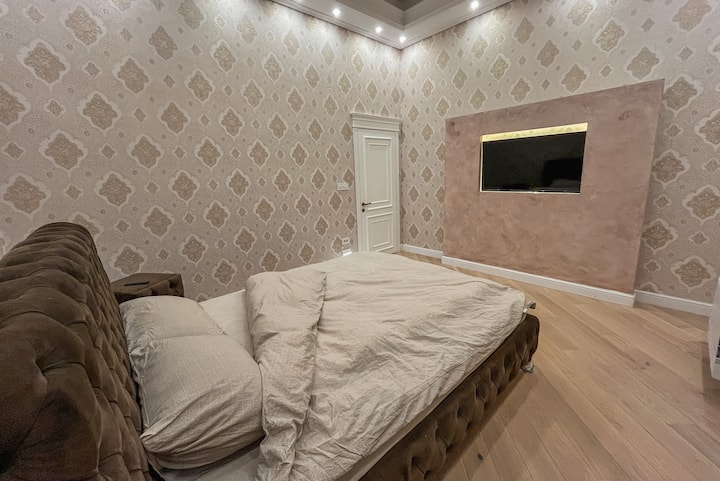 Schlafzimmer 6