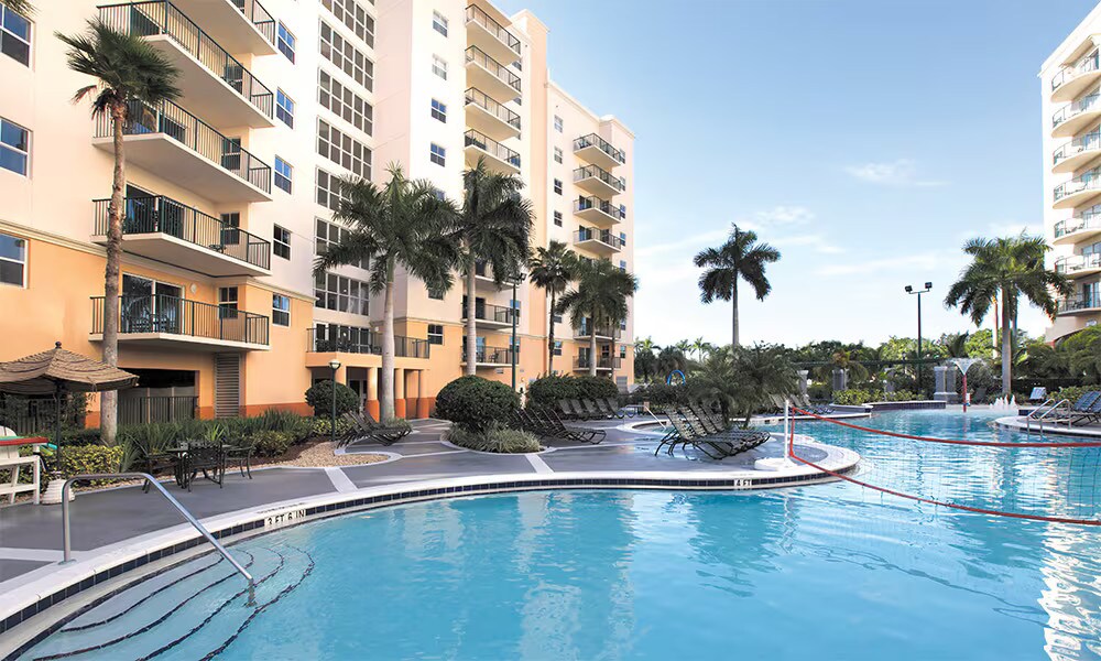 Beautiful 2BR at Palm-Aire - Hotels for Rent in Pompano Beach, Florida ...