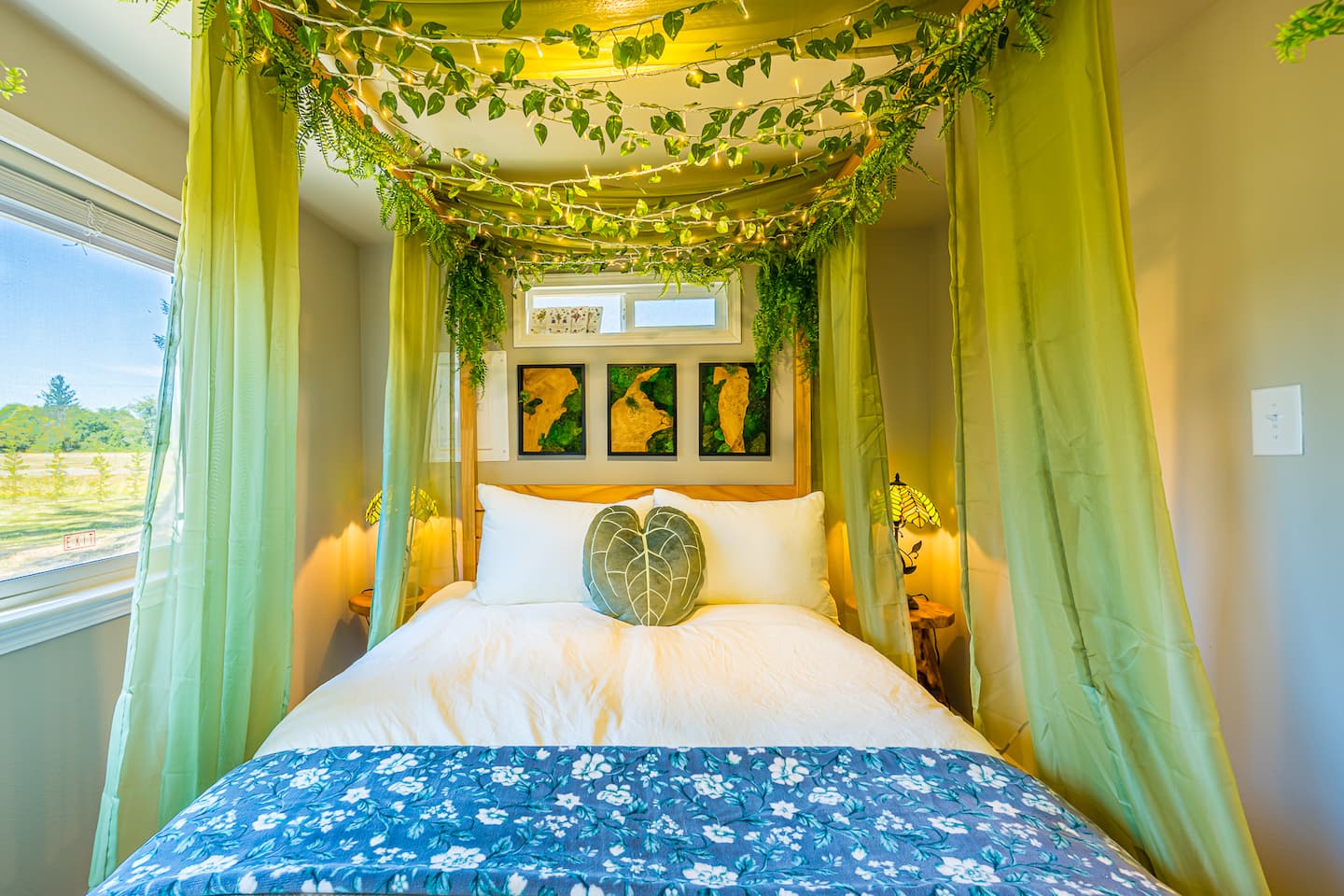 Rainforest Tiny Home Retreat: Enchanted Cottage photo 3