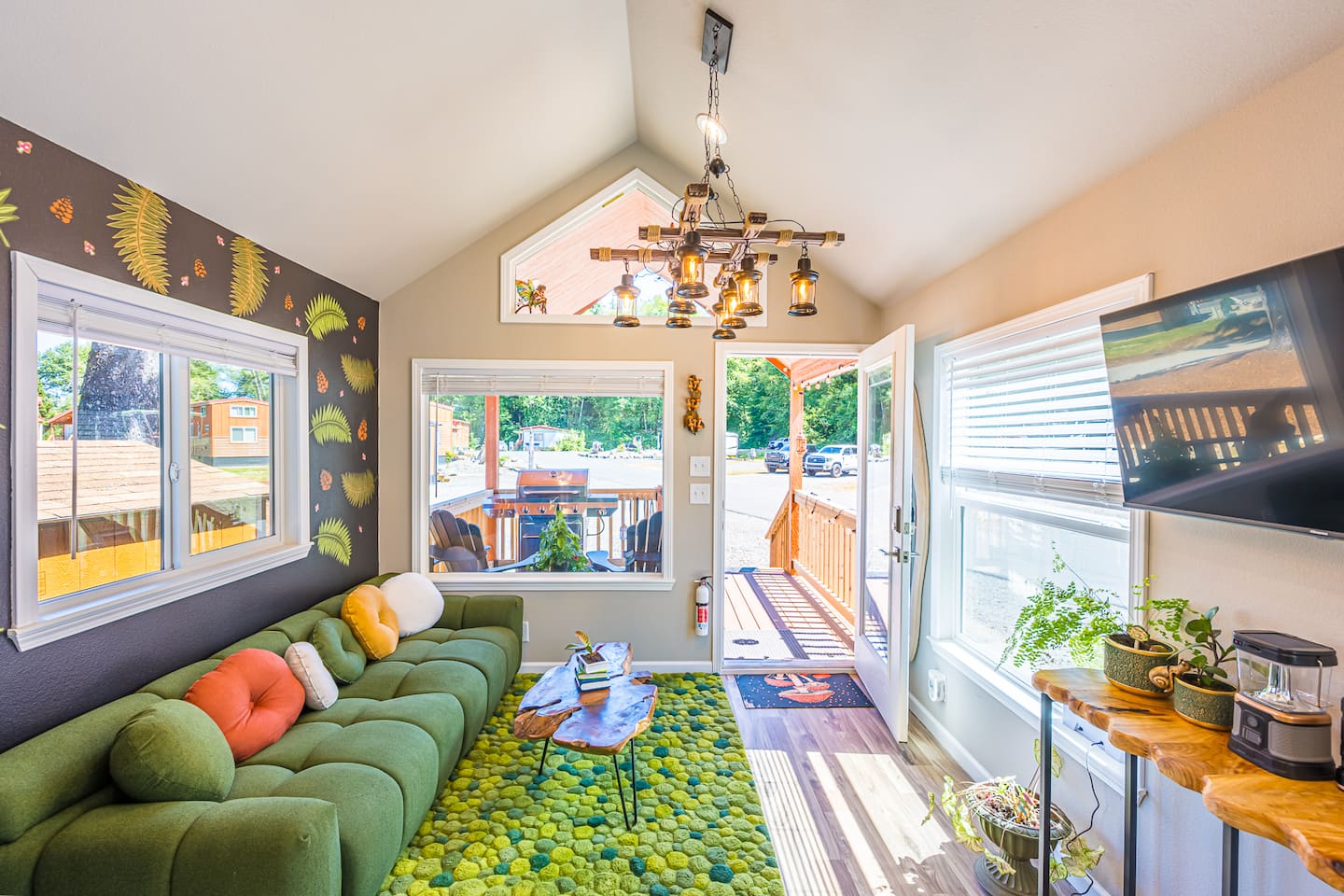 Rainforest Tiny Home Retreat: Enchanted Cottage photo 2