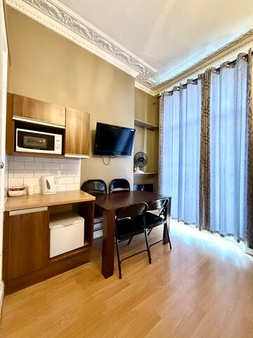 Belgravia Apartments managed Airbnb listing 3