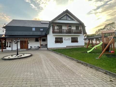 Andreea House double room with balcony
