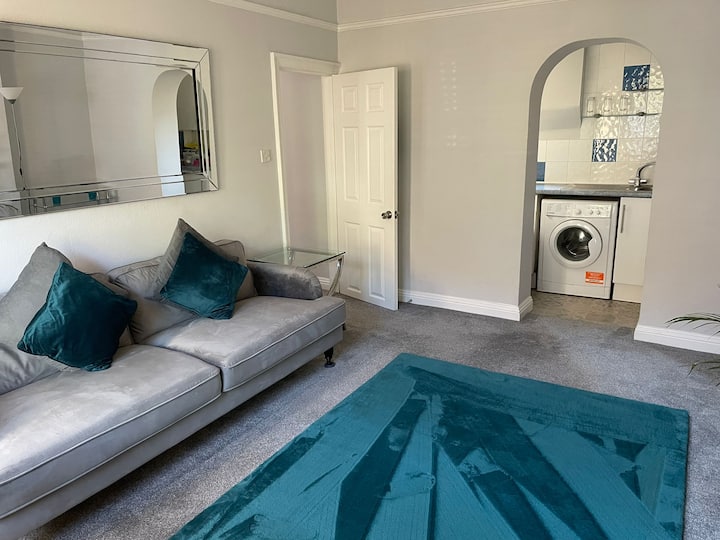 Charming 2br Bournemouth Centre Apt + Parking - Bournemouth
