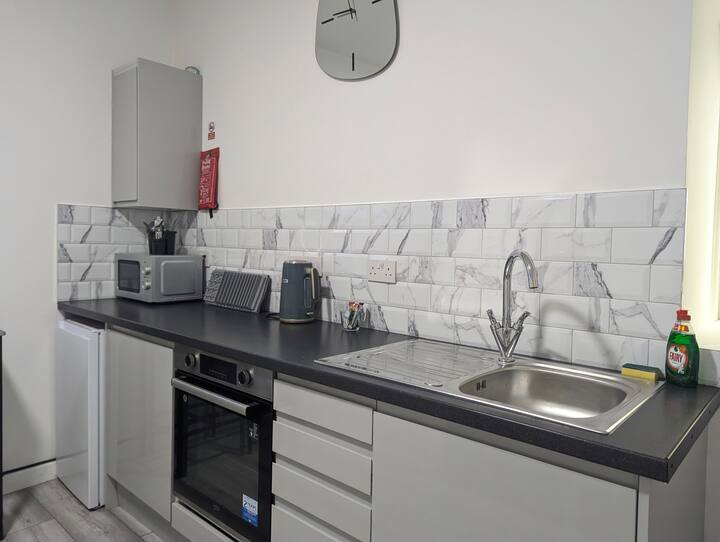 Private & Relaxed Studio Room 2 - Cardiff