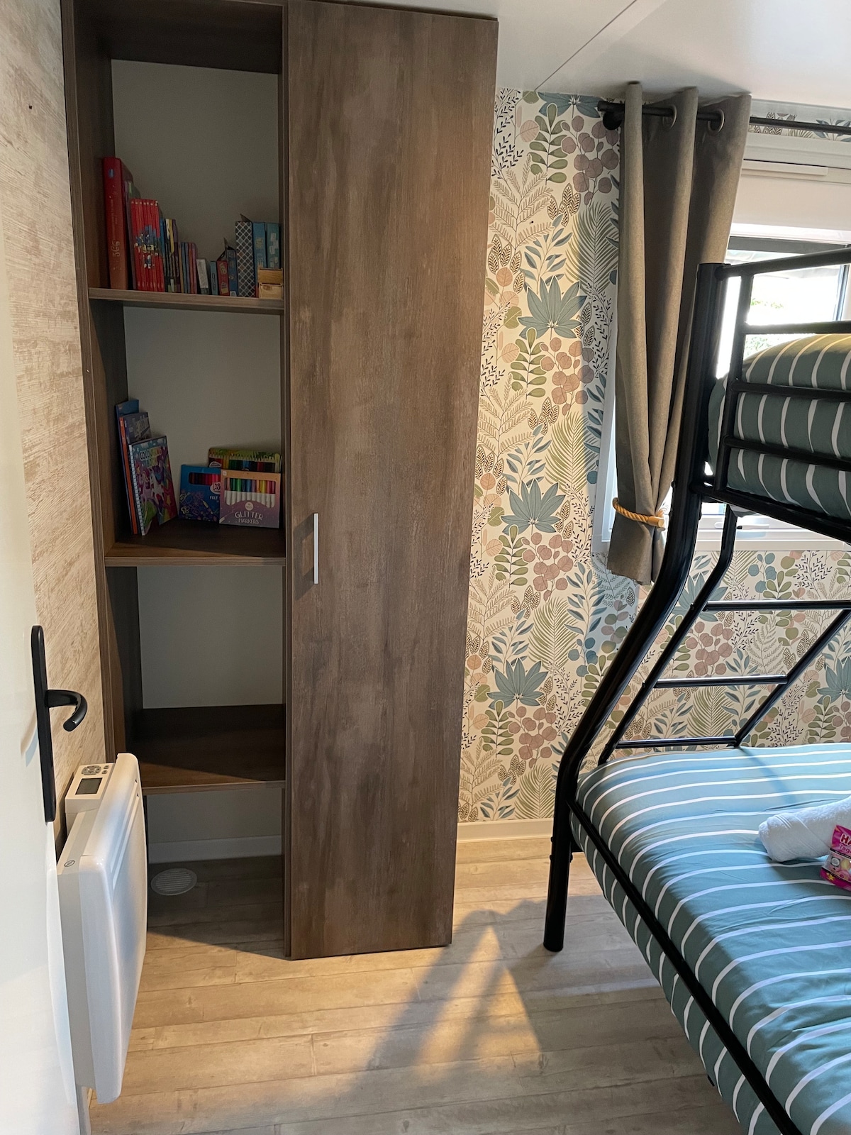 საძინებელი 1