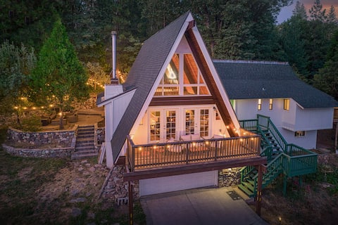 A-Frame on Toku: Gameroom/HotTub/Firepit/BassLake