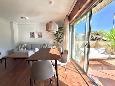 BaruHaus Terrace Swimming Pool and Parking Rianxo