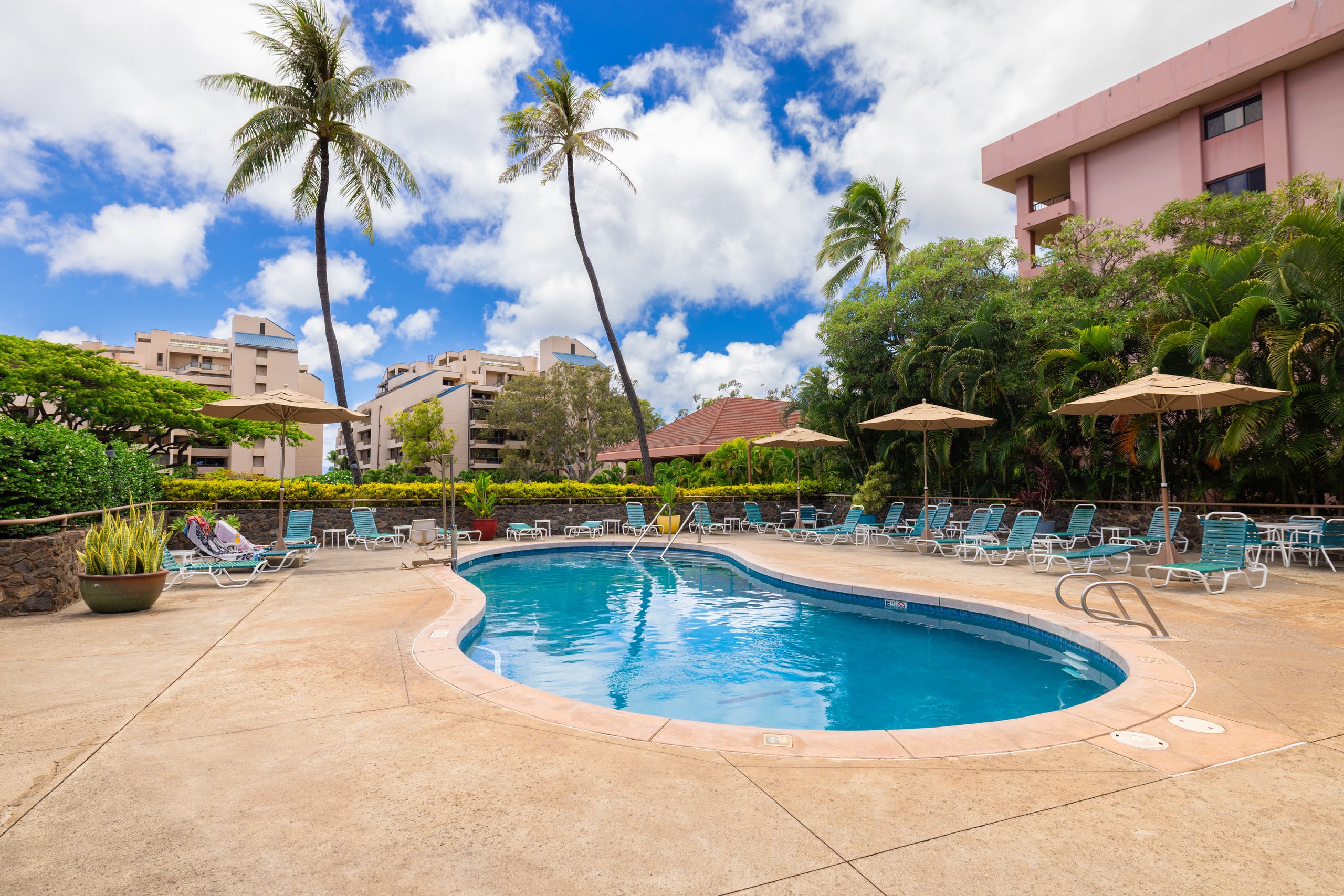 Condo in Lahaina · ★4.33 · 2 bedrooms · 3 beds · 2 private baths - Image 62
