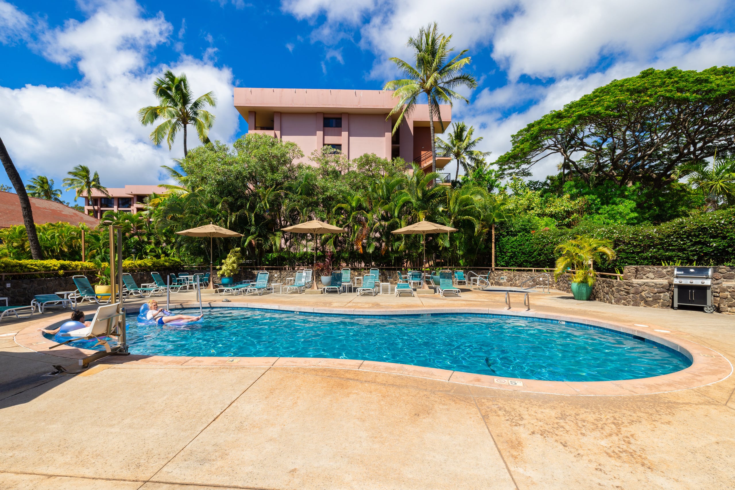 Condo in Lahaina · ★4.33 · 2 bedrooms · 3 beds · 2 private baths - Image 58