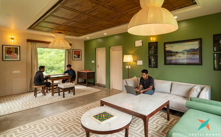 Superior Room (With Balcony) In Rajgundha - Barot