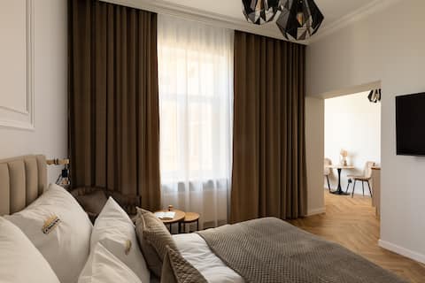 Charm & Chic Studio 33.6 | Main Old Town & Planty