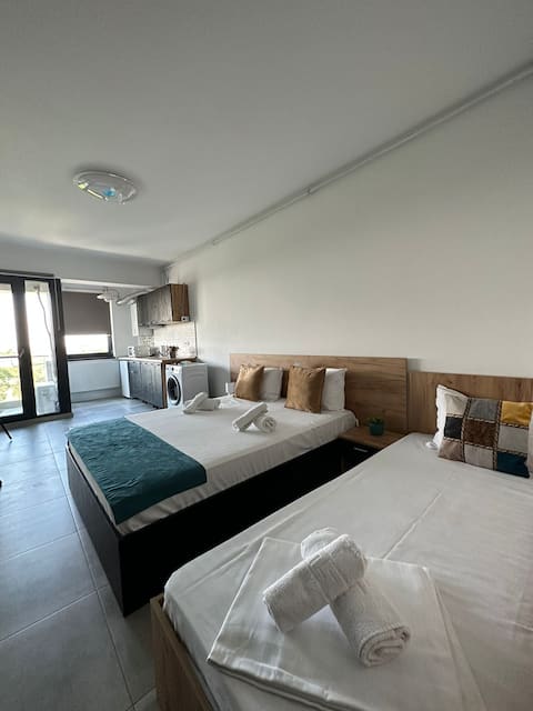 Serene Standard Studio Triple