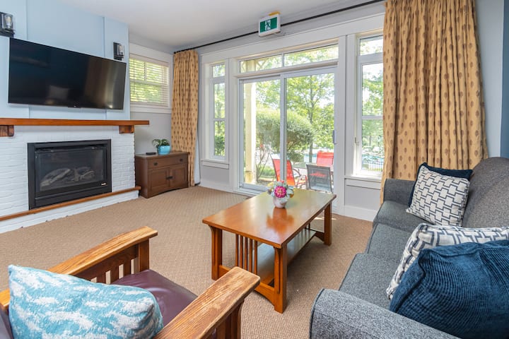 Swimming Pool - Walk To Village, Golf & Skiing - Thornbury