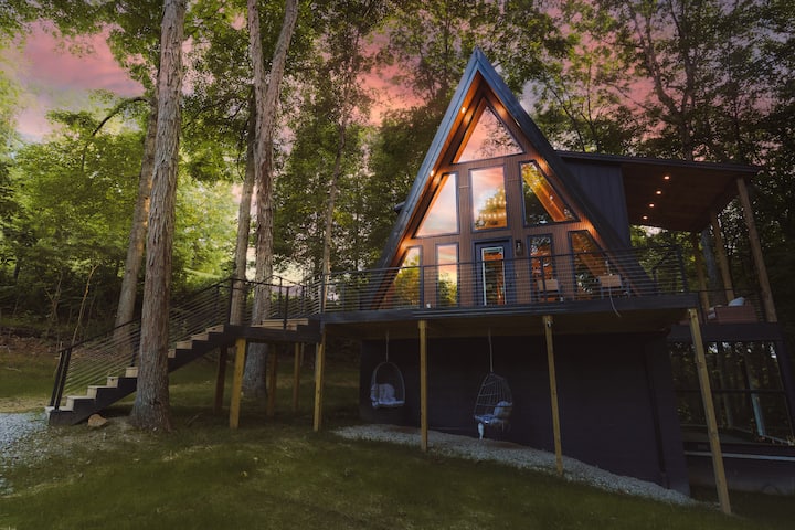 Modern A-Frame · Hot Tub · Fire Pit · Ravine Views