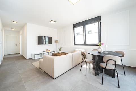 Flex SelfCheckIns 183 / 3 Bedrooms/ Parking/Balkon