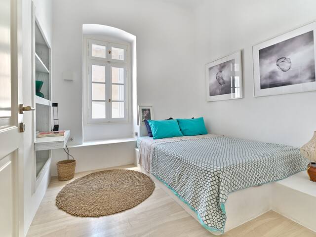 Casa blanca Naousa gallery image 4