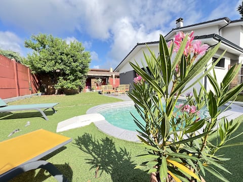 House with pool – close to Bordeaux & beaches
